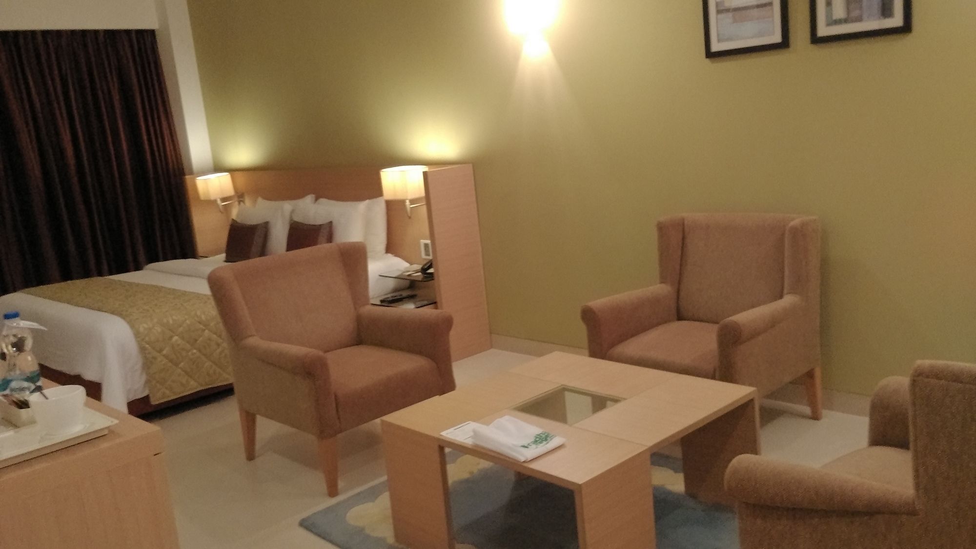 Radha Regent Electronic City Bangalore Exteriör bild